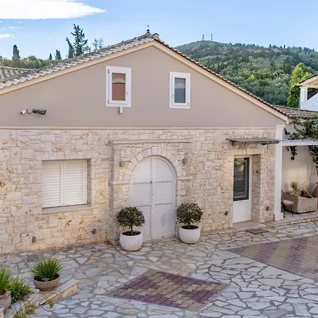 Loulass Village Apartahotel 3*